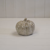 Beige ceramic pumpkin (10cm)